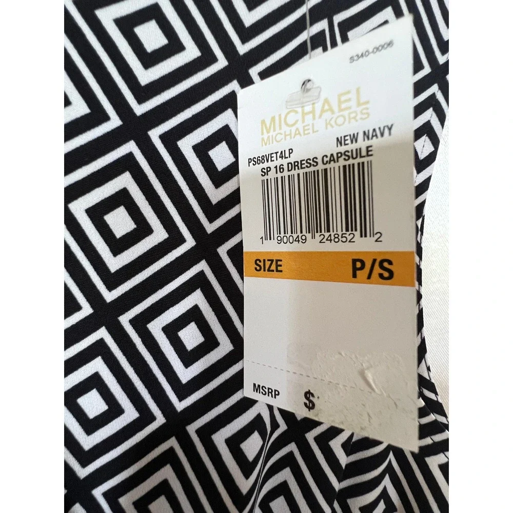 Michael Kors NWT Chic Black White Geometric Print Minimalist Sheath Dress P/S